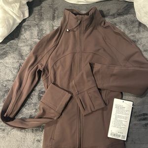 Cropped define jacket